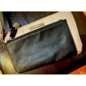 Nine West Two Toned Wristlet